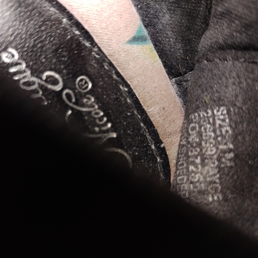 Dress shoes